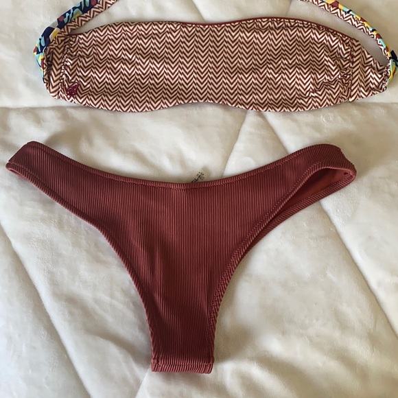 Cheeky bikini bottoms - Picture 2 of 3